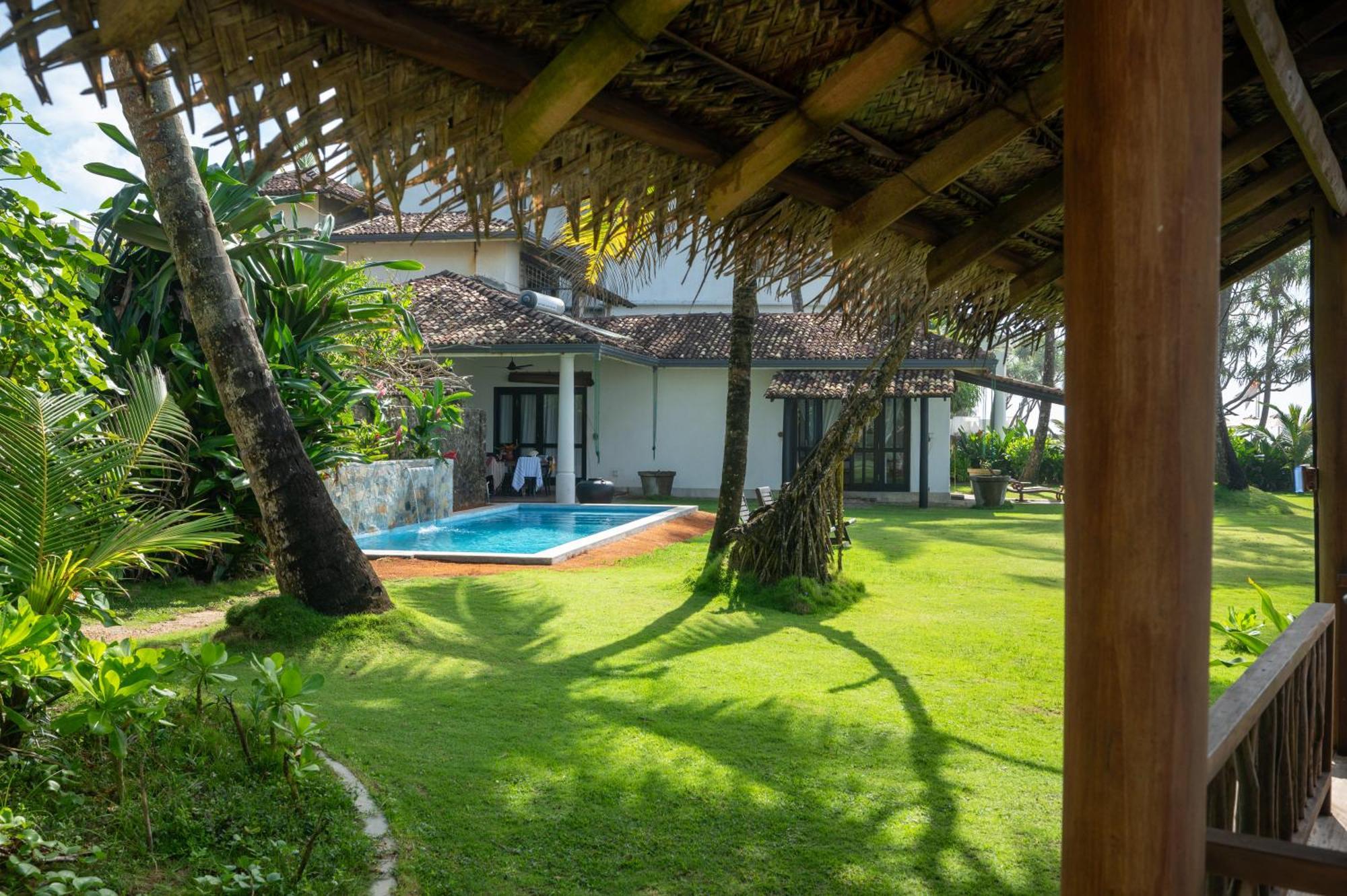 Poya Villa Ahangama Ngoại thất bức ảnh